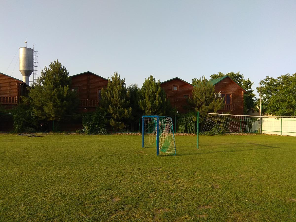 Baza Otdykha Balzaminat Hotel Kurortne  Bagian luar foto
